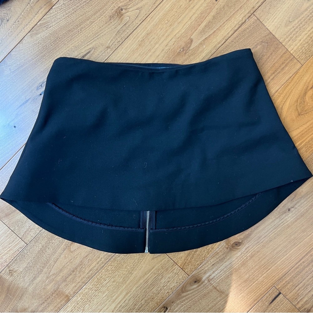 Elizabeth & James Addilyn Crop Tube Top- Black